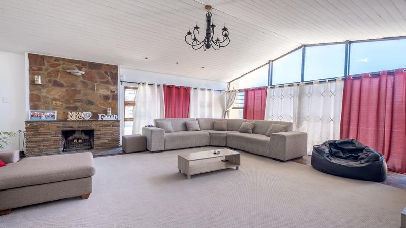 5 Bedroom Property for Sale in Parow North Western Cape